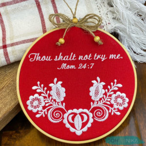 Embroidered “Mom” Folk Art